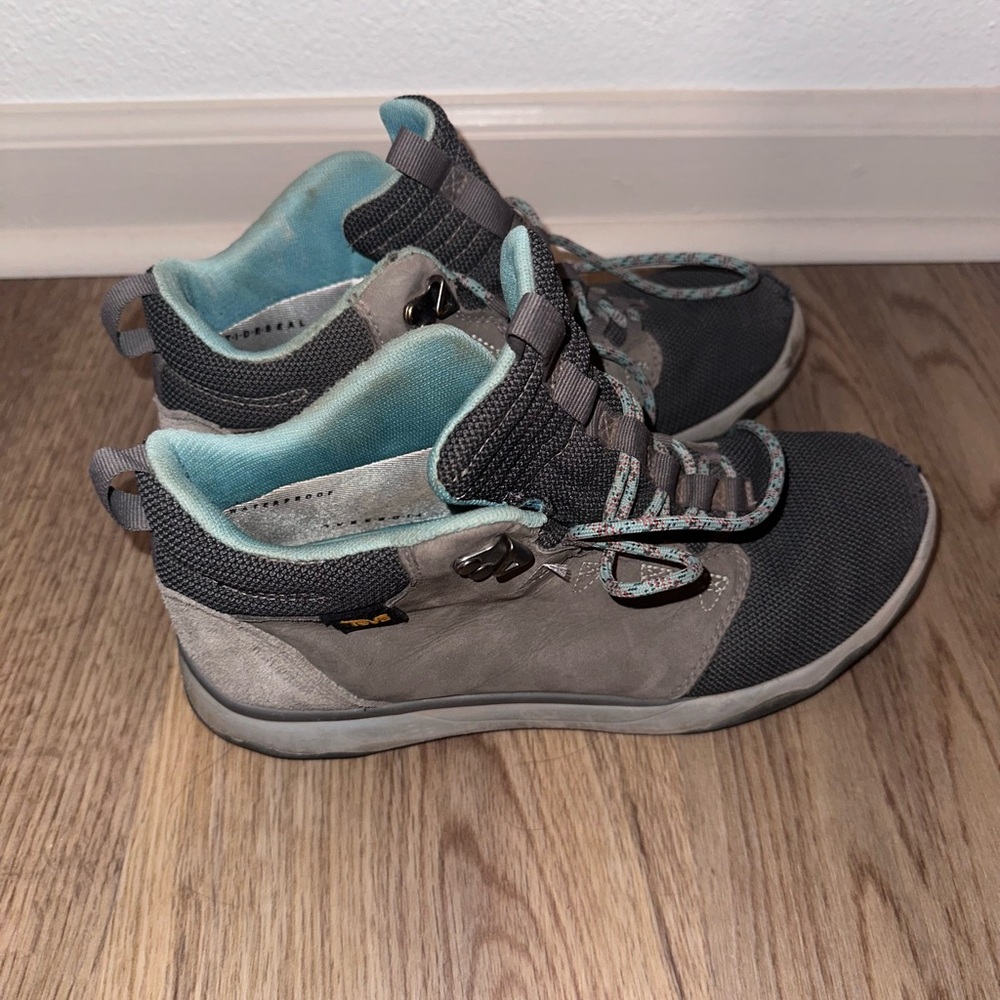 Teva Gray and Blue Women's Hiking Sneaker Boots